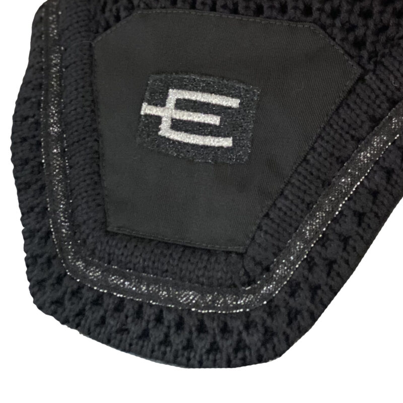 Equiline E-logga Loop tävlingshuva i svart med svartglittrig passpoal - Bild 2